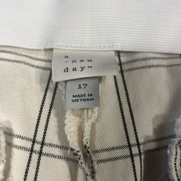 A new day kick leg Capri size 17 - Picture 4 of 5